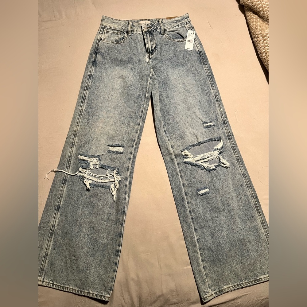 Distressed Mid-Rise Light Wash Women's Jeans